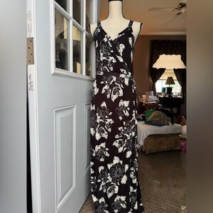 Old Navy Floral Pleated Maxi Sundress